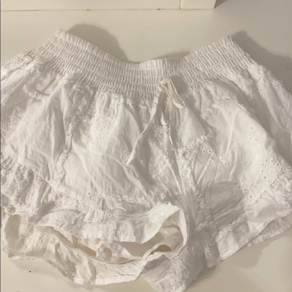Ocean Drive white shorts